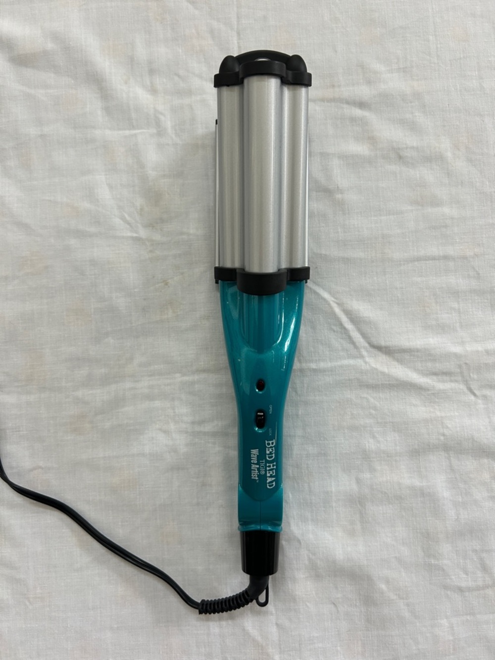 BedHead Teal Triple-Barrel Hair Waver